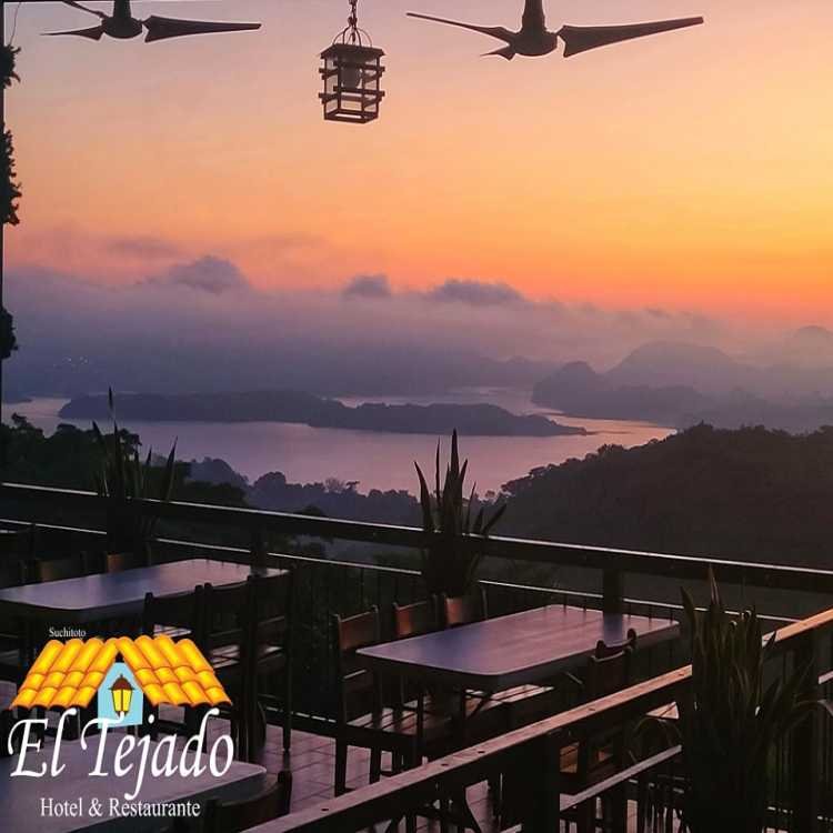 El tejado Hotel