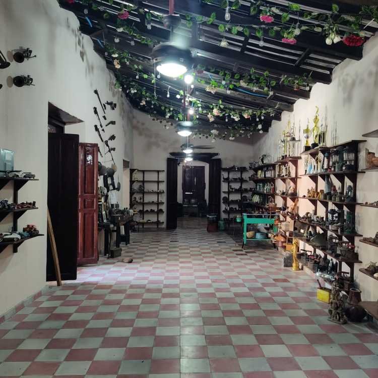 La Casona Urias