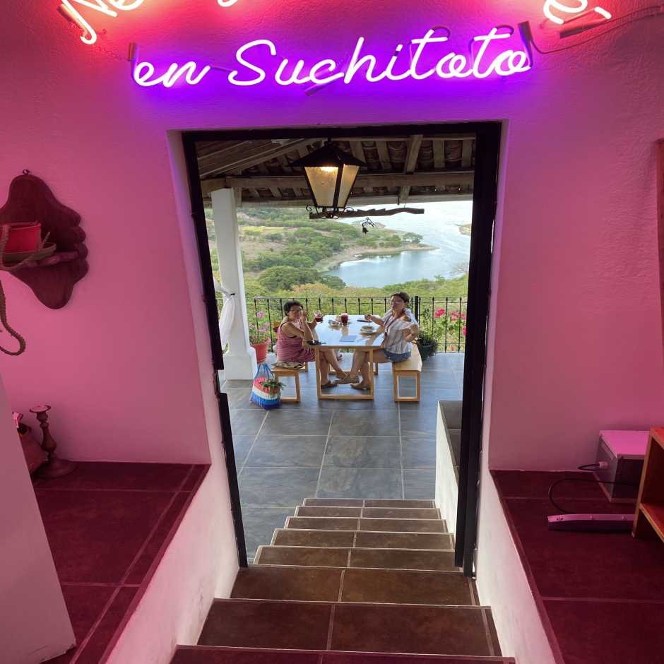 New York Cafe en Suchitoto