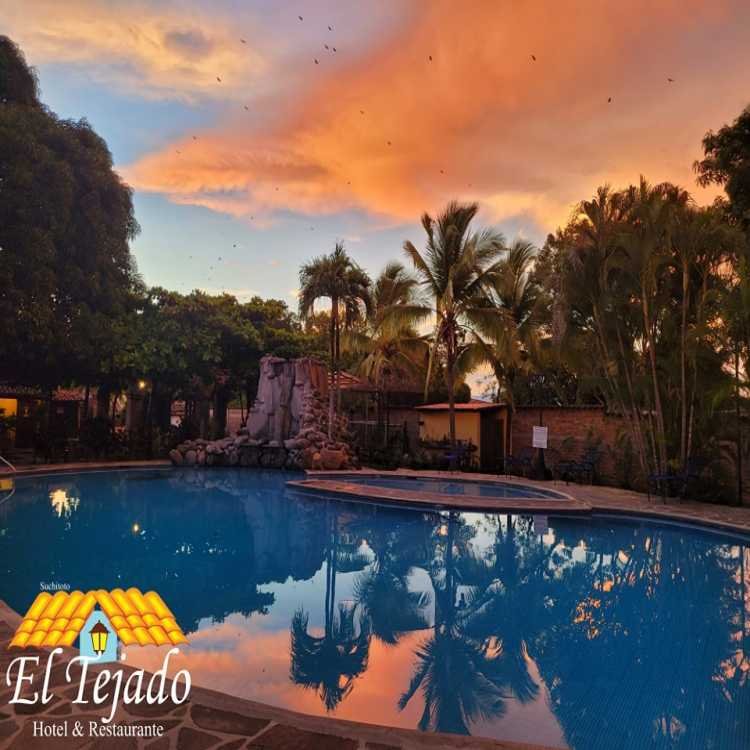 El tejado Hotel