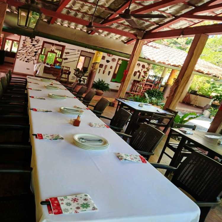Restaurante guazapa café petit