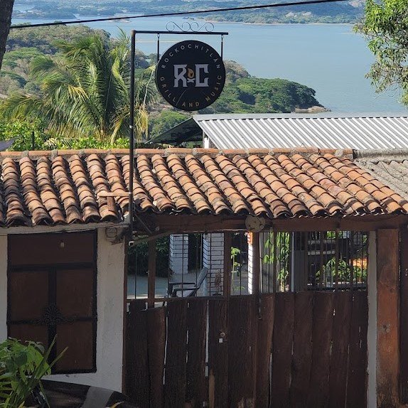 Rockochitlán Grill & Music